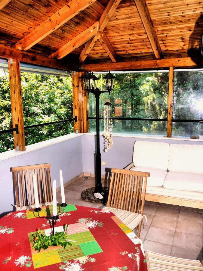 Steinturm Mit Dach-Terrasse Zwischen Fluss, Meer Und Gebirge- Spiti Pirgos Paralia Sergoulas Экстерьер фото