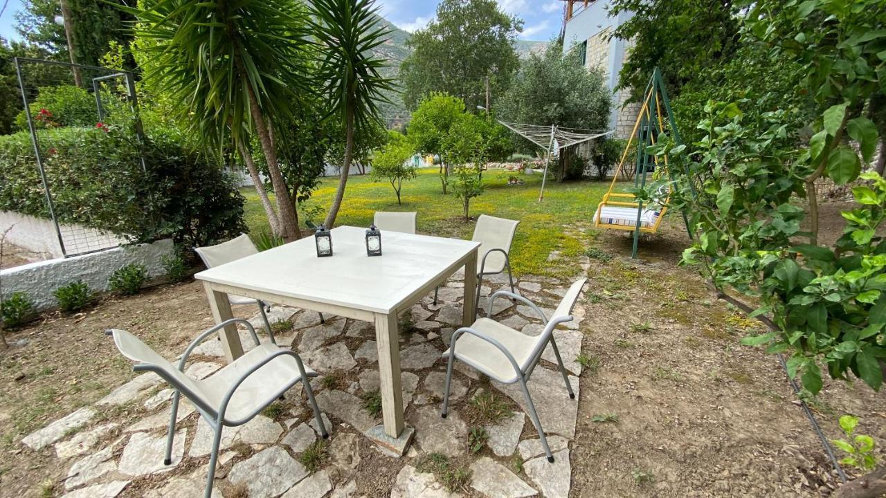 Steinturm Mit Dach-Terrasse Zwischen Fluss, Meer Und Gebirge- Spiti Pirgos Paralia Sergoulas Экстерьер фото
